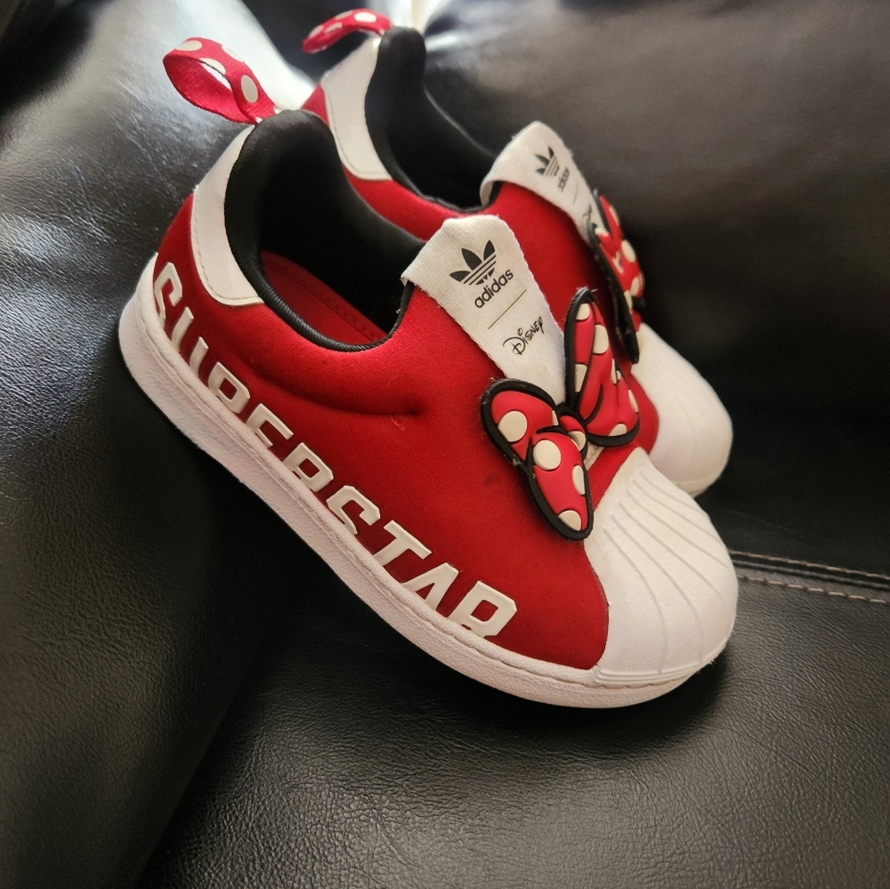 Minnie mouse Adidas
